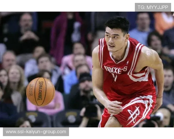 中国篮球的热爱感染无数青年，中国人最喜欢的篮球明星